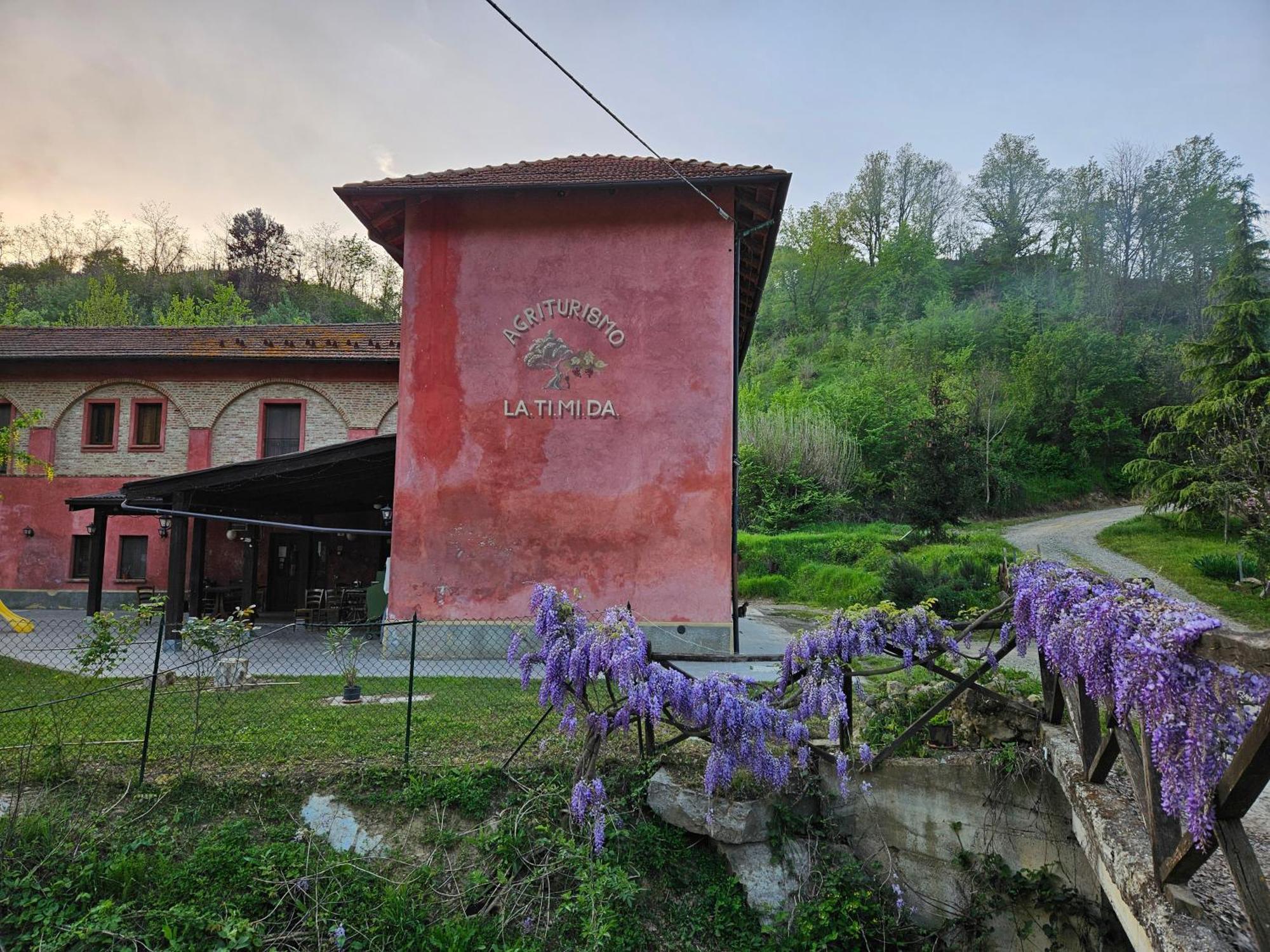 Agriturismo La.Ti.Mi.Da. Villa Cassine Buitenkant foto